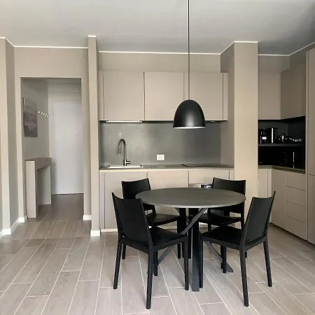 New High Quality In The Center Of Apartment