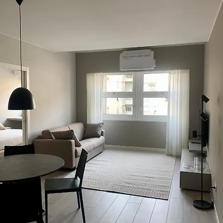 New High Quality In The Center Of Milan